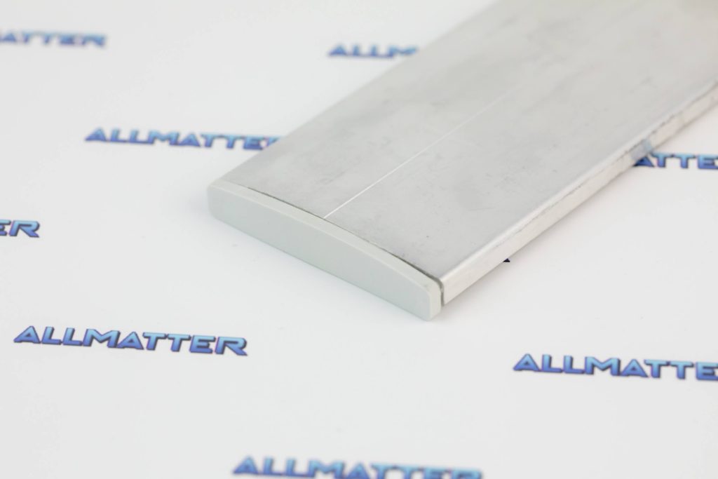 Zaślepka do profilu górnego w kolorze białym i szarym