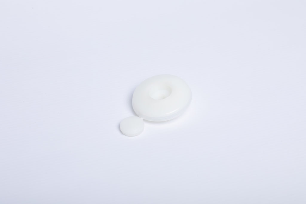 Biała podkładka grzybkowa do płyt o grubości 10 mm