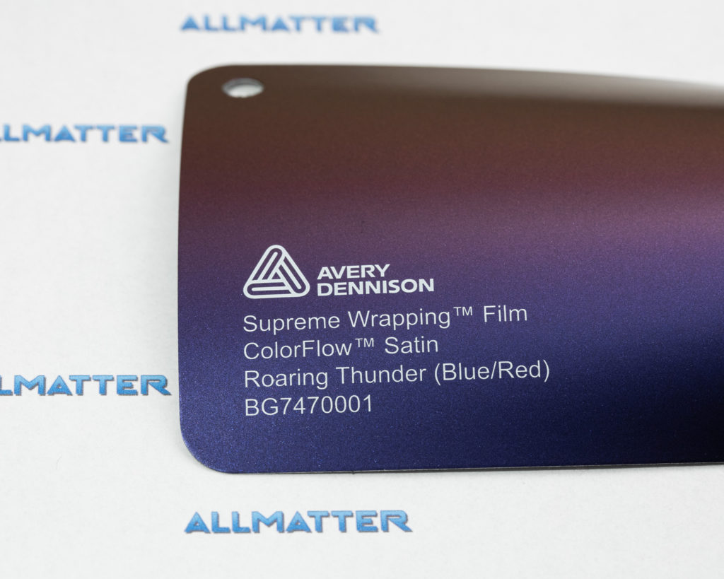 Próbka folii Avery Dennison ColorFlow Satin w kolorze Roaring Thunder