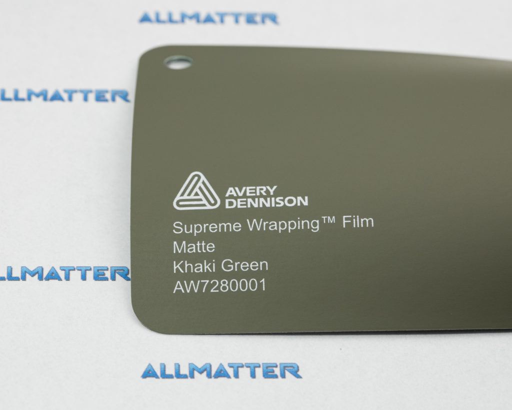 Próbka folii matowej w kolorze khaki od Avery Dennison