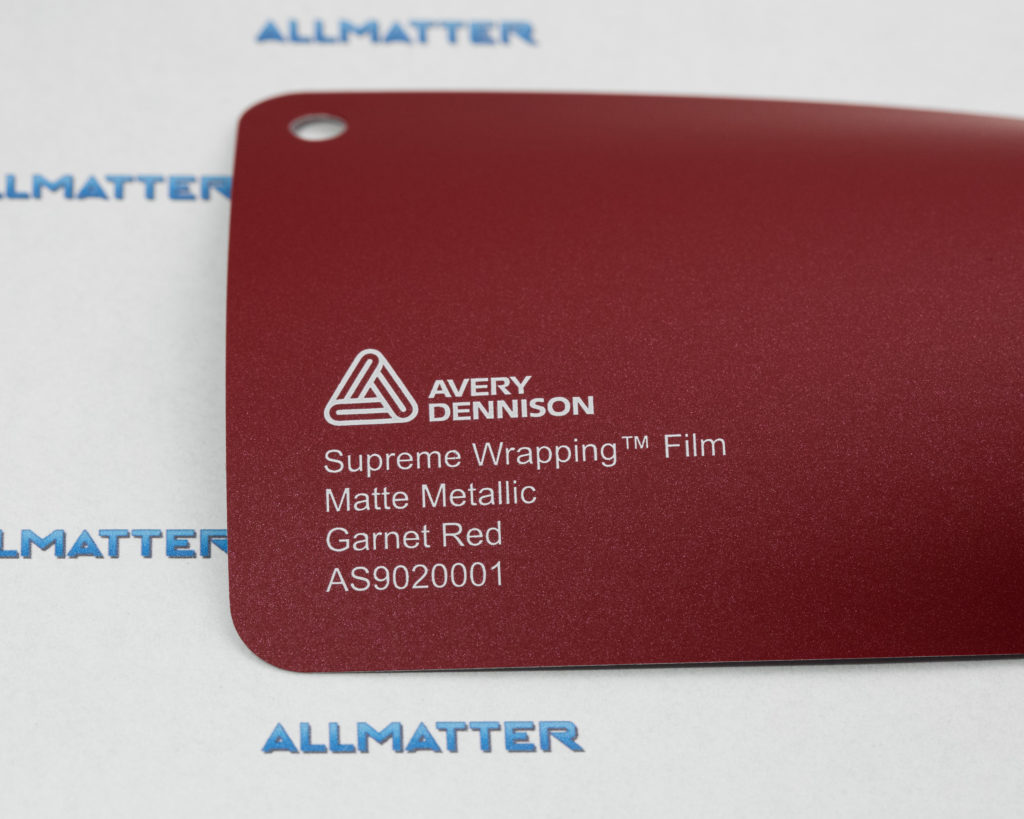 Próbka folii matowej metalicznej w kolorze czerwonym granatowym