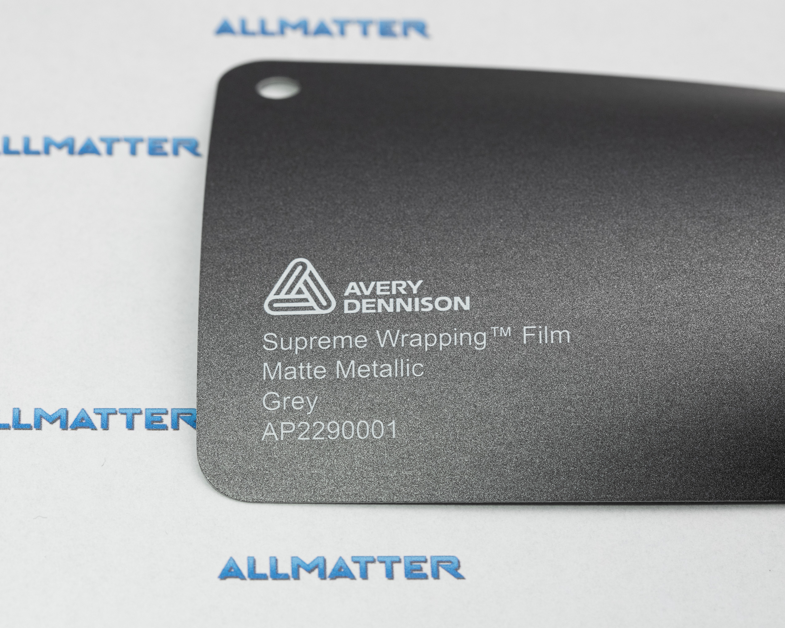 Matowy metaliczny film w kolorze szarym od Avery Dennison