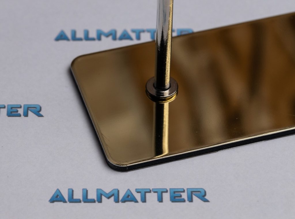 Płyta kompozytowa typu Dibond złote lustro