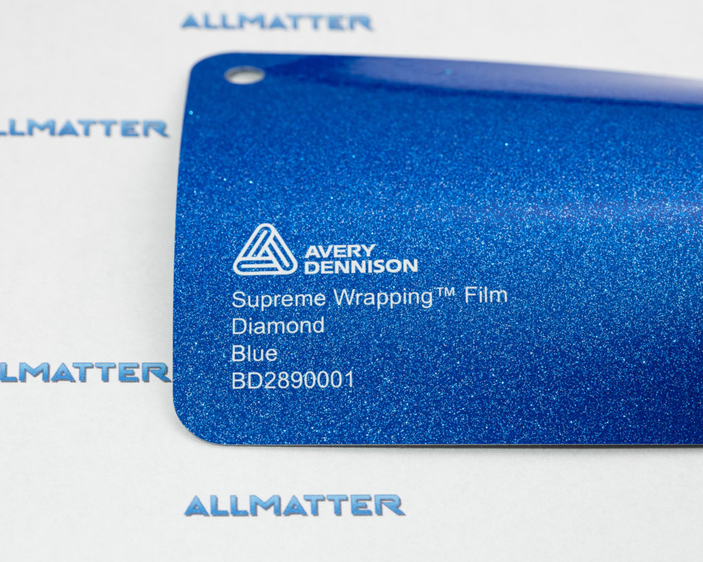 Niebieska folia do oklejania Supreme Wrapping™ od Avery Dennison