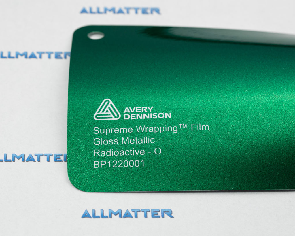 Próbka folii metalicznej Avery Dennison w kolorze Radioactive-O