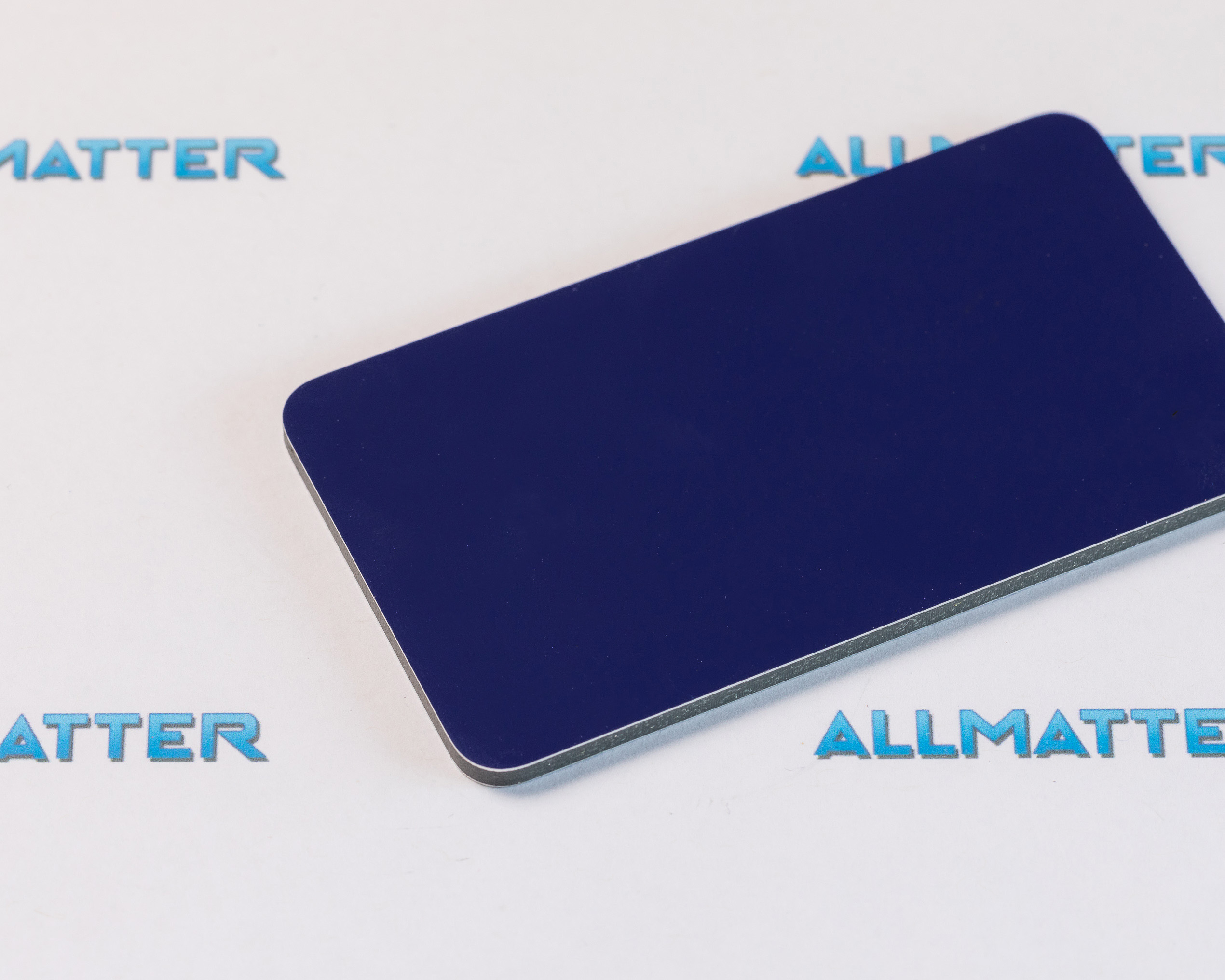 Płyta typu DIBOND ciemny niebieski RAL 5022 1 5x3 05 0 3mm