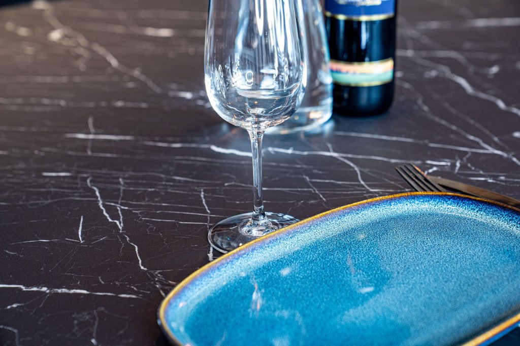 Folia architektoniczna na blaty CoverStyl Nero Marquina HR-U50